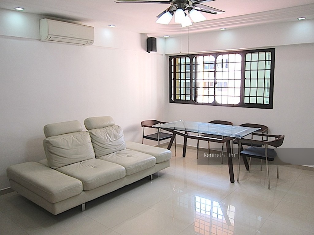 Hougang Avenue 2 thumbnail photo